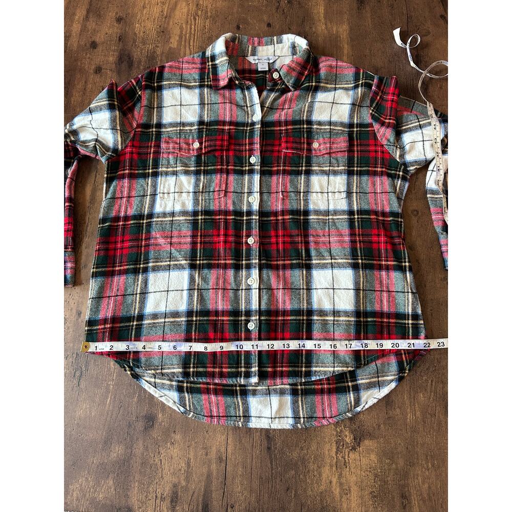 Women’s Medium Boyfriend Cut Cotton Winter Cream, Red, & Green Plaid Flannel - Picture 5 of 9